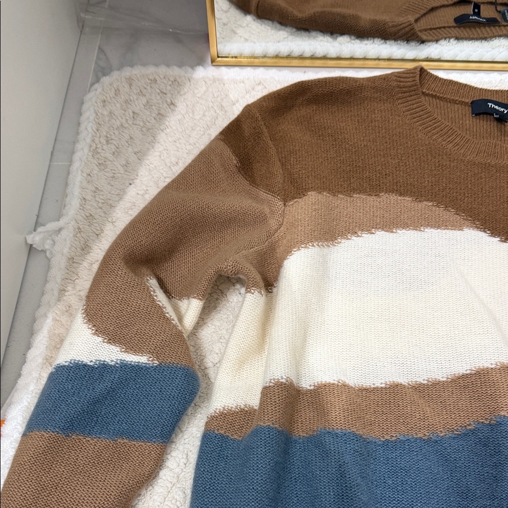 Theory Women's Brown, Cream, and Blue Crewneck Sweater - Picture 6 of 8